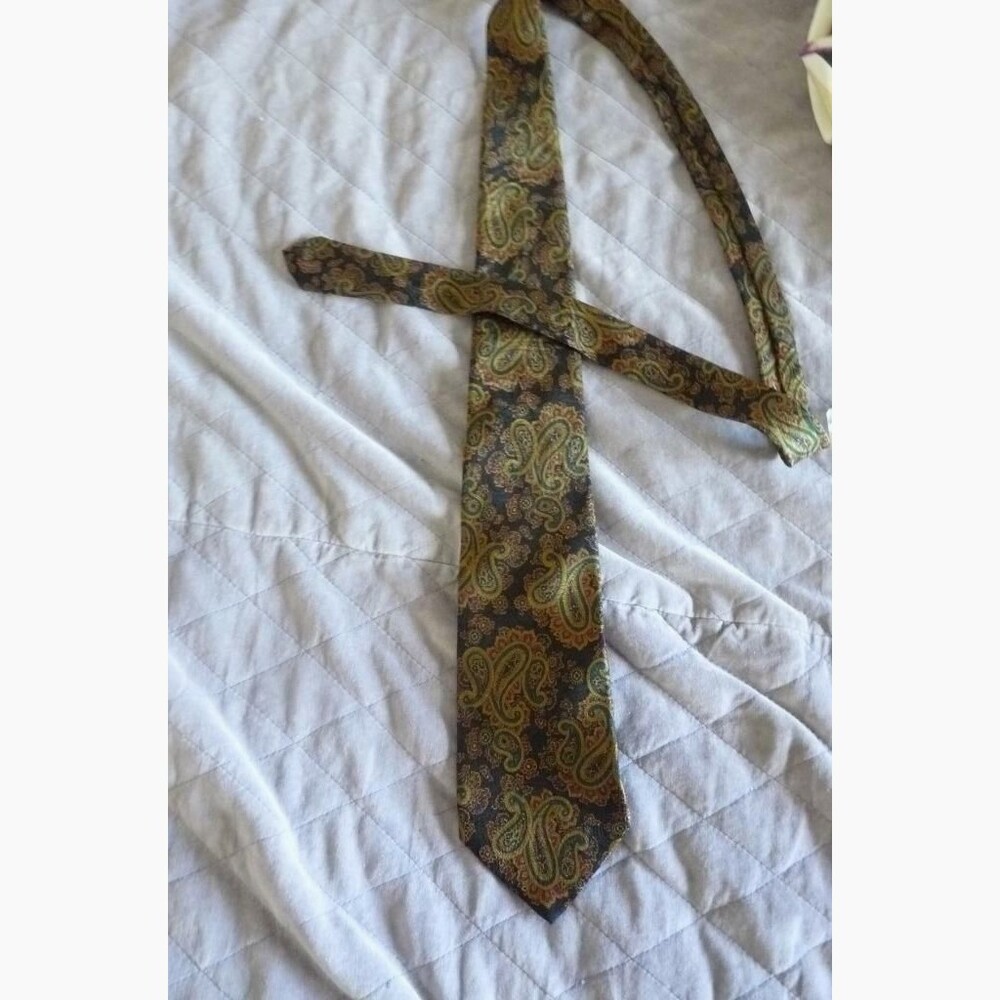 Vintage Liberty of London paisley  silk tie maroon black green gold excellent